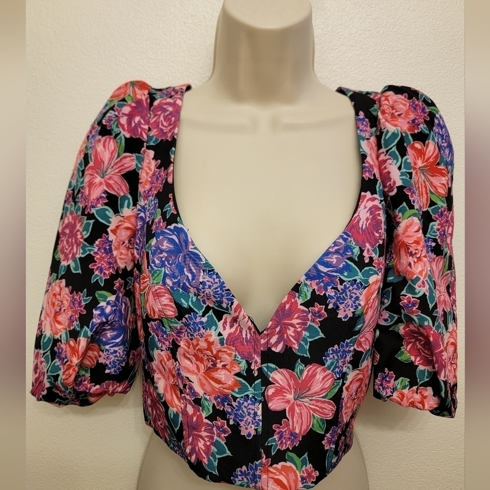 Zara Ladies Cropped Blouse - Picture 1 of 3